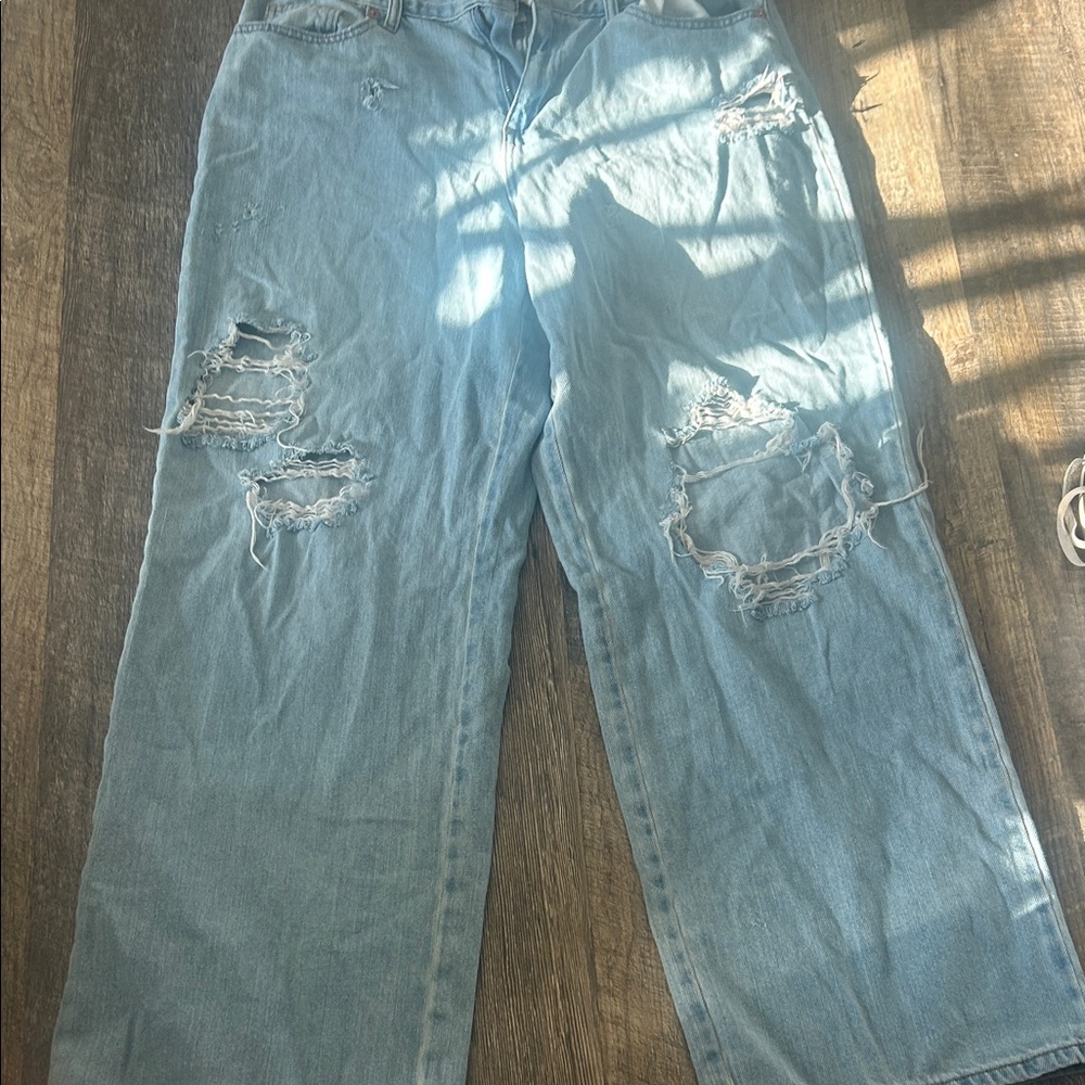 Universal Thread Denim Jeans in Light Blue